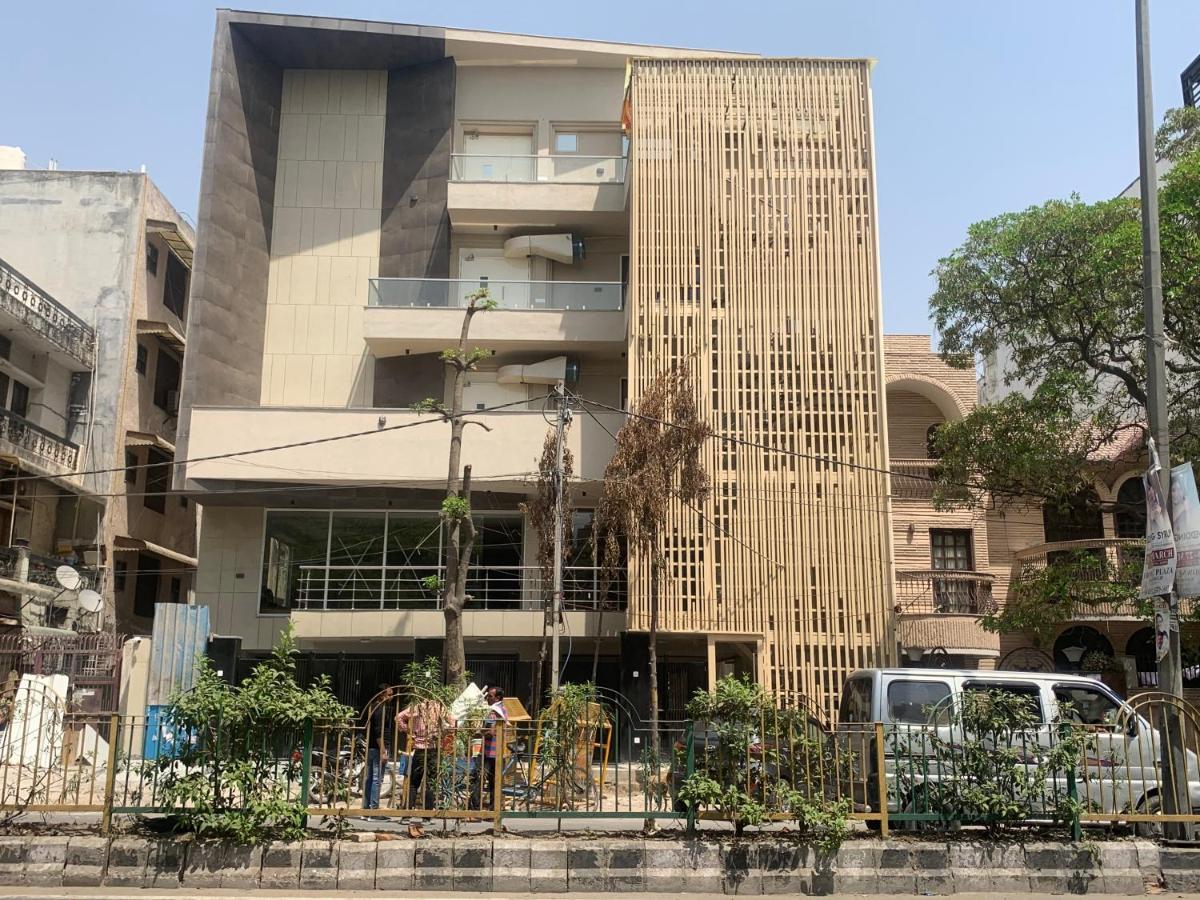 Hotel Leo Saffron - Pitampura Дели Экстерьер фото